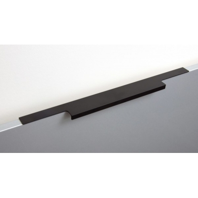  Мебельная ручка RAY RT109BL.1/000/700