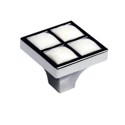  Мебельная ручка CRYSTAL RC411CP/CrW.4